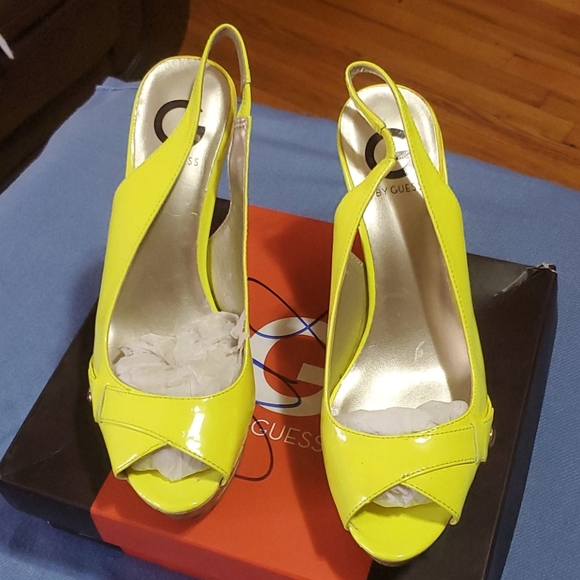 GUESS PEEP TOE SLINGBACK HIGH HEEL - Picture 2 of 10